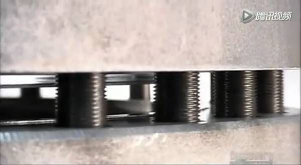 比人還大的大型閥門是怎么制造出來的？-