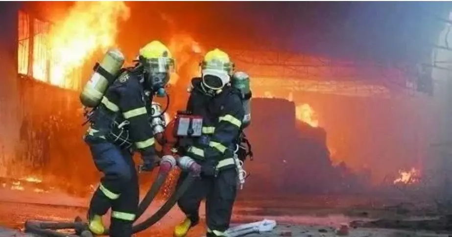 復(fù)工之際多家工廠發(fā)生爆炸事故，如何提升安全生產(chǎn)水平？